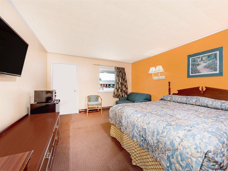 Budget Inn Mifflintown Exterior photo